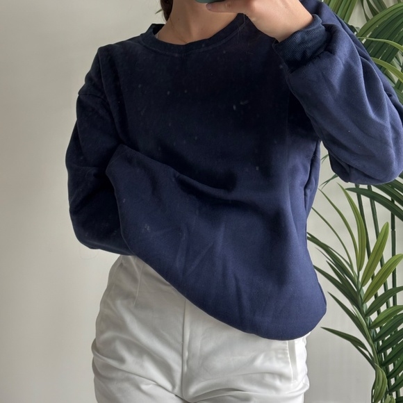 Navy blue sweater - Picture 2 of 4